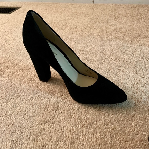 BCBG Heels - LIKE NEW - Picture 2 of 6